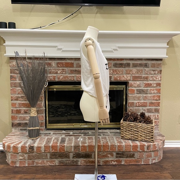 Game of Thrones HBO Danaerys Targaryen Mother of Dragons crop top / S / NWOT - Picture 9 of 11